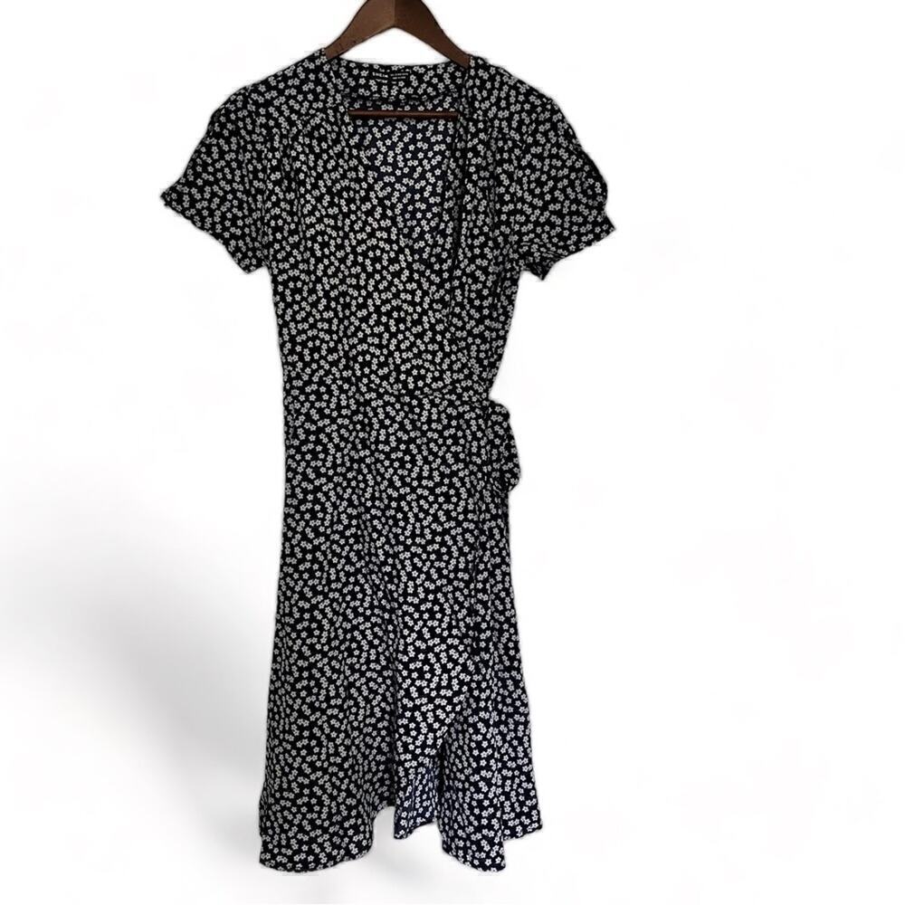 SHEIN Ditsy Floral Print Wrap Dress Blue New Size Large knee length boho
